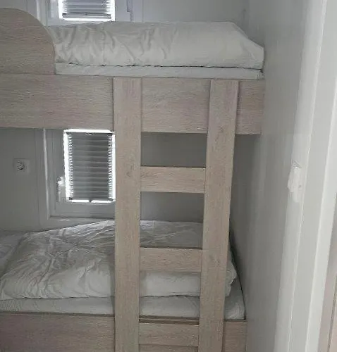 Marinnstro Hotel en barco *