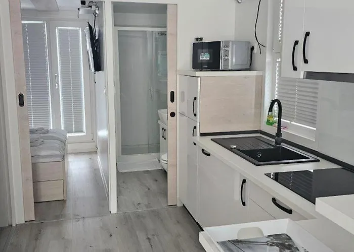 Marinnstro Båthotell *